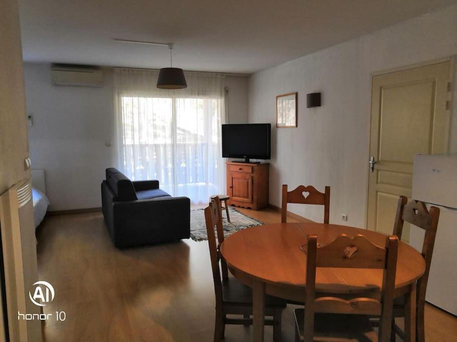 Grand Studio A La Montagne อักซ์-เลส์-แตร์มส์ ภายนอก รูปภาพ